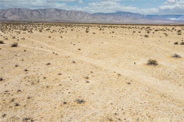 4444 Valley Vista, Johnson Valley, CA 92285