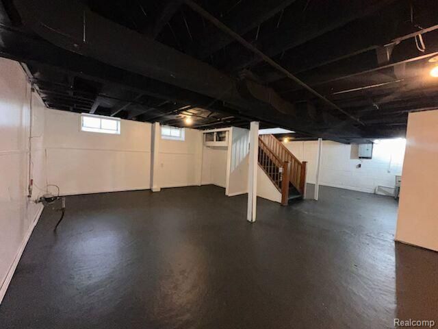 19502 Whitcomb Street, Detroit, MI 48235