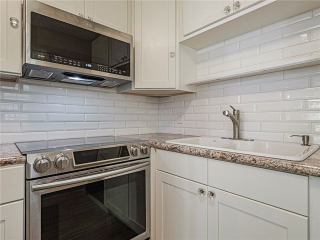 6 Vista Gardens Trail 205, Vero Beach, FL 32962