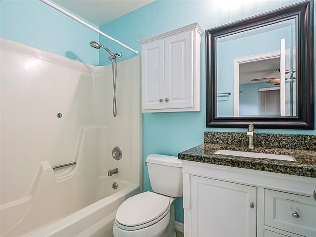 6 Vista Gardens Trail 205, Vero Beach, FL 32962