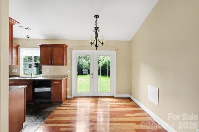 8804 Royal Scot Lane, Charlotte, NC 28227