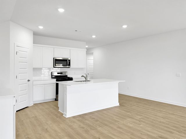 18 Plantation Drive, Mayflower, AR 72106