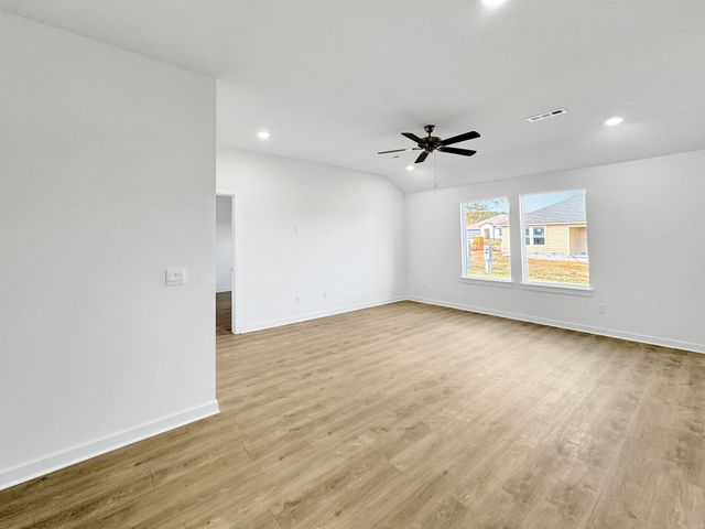 18 Plantation Drive, Mayflower, AR 72106