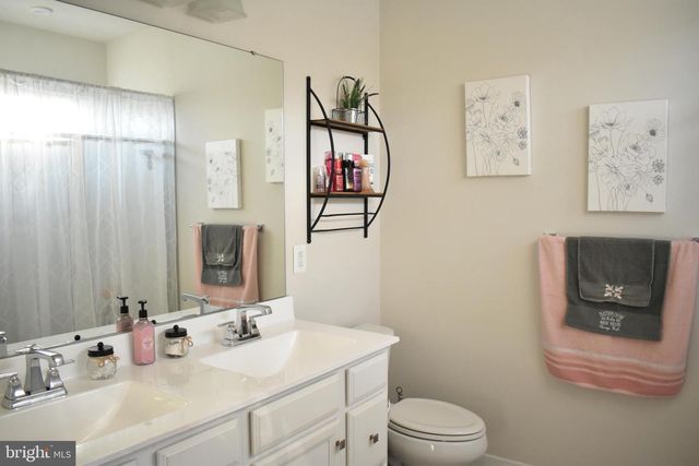 118 TWINLEAF WAY, Lake Frederick, VA 22630