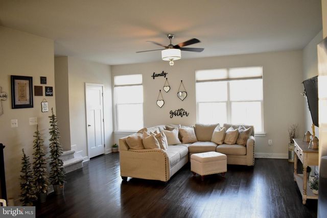 118 TWINLEAF WAY, Lake Frederick, VA 22630