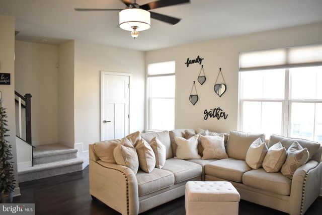 118 TWINLEAF WAY, Lake Frederick, VA 22630