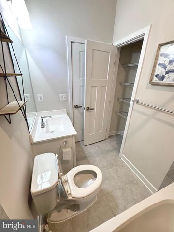118 TWINLEAF WAY, Lake Frederick, VA 22630