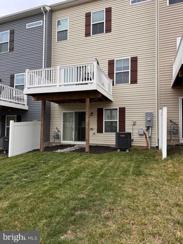118 TWINLEAF WAY, Lake Frederick, VA 22630