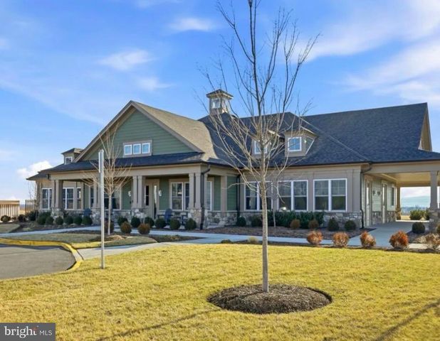 118 TWINLEAF WAY, Lake Frederick, VA 22630