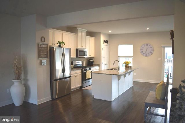 118 TWINLEAF WAY, Lake Frederick, VA 22630