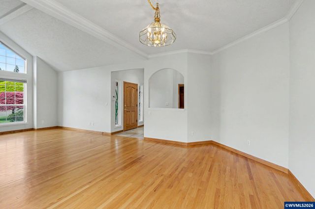 1470 Ranier Lp NW, Salem, OR 97304