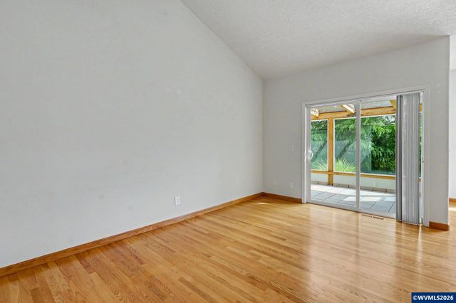 1470 Ranier Lp NW, Salem, OR 97304