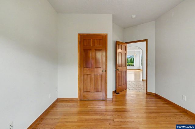 1470 Ranier Lp NW, Salem, OR 97304