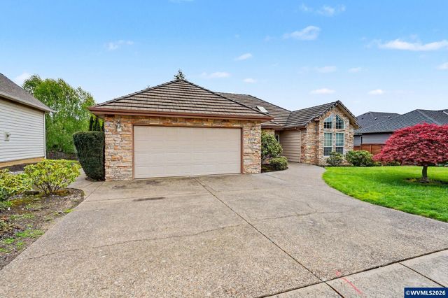 1470 Ranier Lp NW, Salem, OR 97304