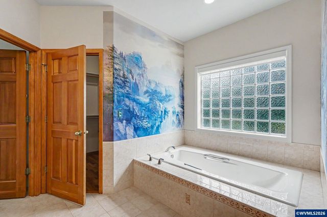 1470 Ranier Lp NW, Salem, OR 97304