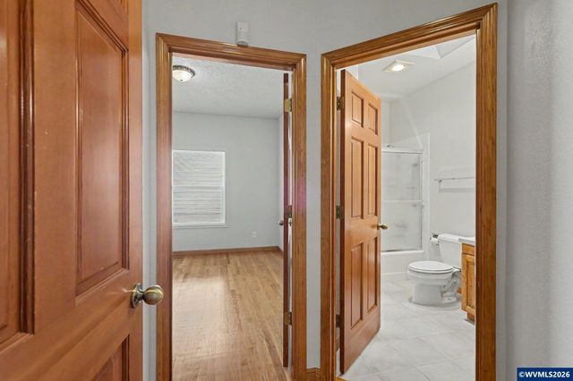 1470 Ranier Lp NW, Salem, OR 97304