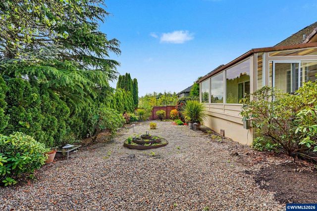 1470 Ranier Lp NW, Salem, OR 97304