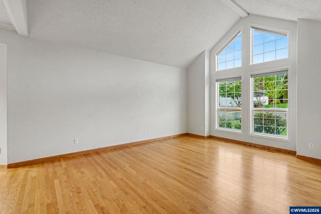 1470 Ranier Lp NW, Salem, OR 97304