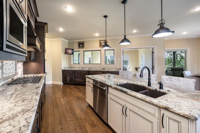 7325 Palm Beach Avenue, Benton, AR 72019