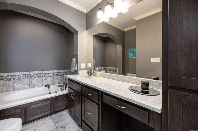 7325 Palm Beach Avenue, Benton, AR 72019