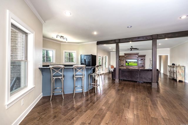 7325 Palm Beach Avenue, Benton, AR 72019