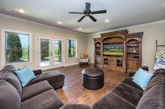7325 Palm Beach Avenue, Benton, AR 72019