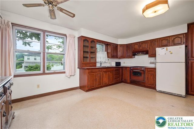 611 East Federal Street, Salisbury Twp, PA 18103