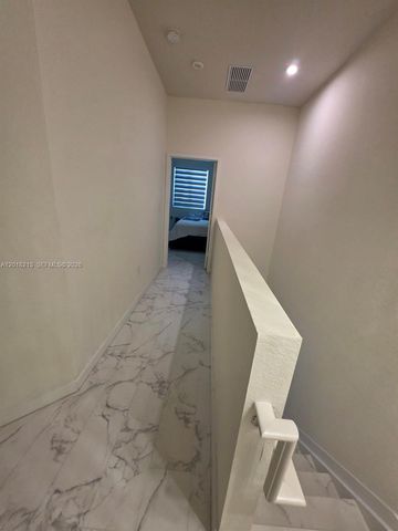 10906 SW 232nd Ter, Homestead, FL 33032