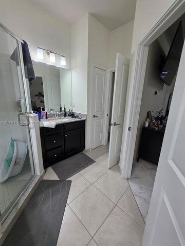 10906 SW 232nd Ter, Homestead, FL 33032