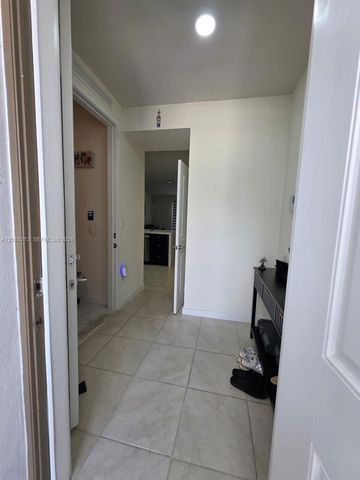 10906 SW 232nd Ter, Homestead, FL 33032