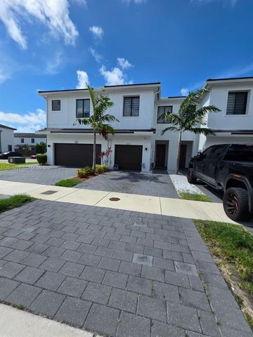 10906 SW 232nd Ter, Homestead, FL 33032