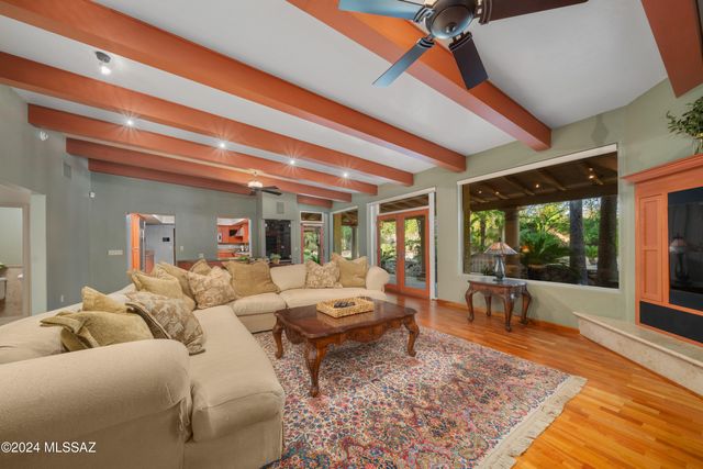 5970 N Genematas Drive, Tucson, AZ 85704