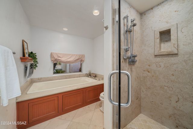 5970 N Genematas Drive, Tucson, AZ 85704