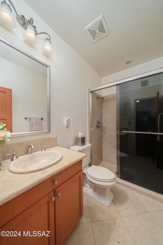 5970 N Genematas Drive, Tucson, AZ 85704