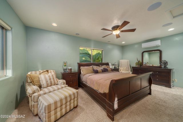 5970 N Genematas Drive, Tucson, AZ 85704