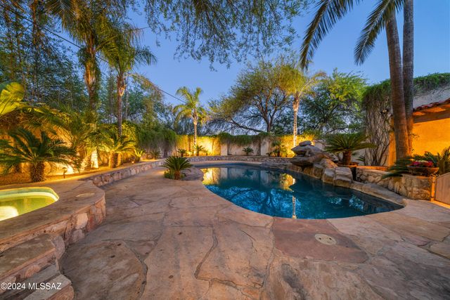 5970 N Genematas Drive, Tucson, AZ 85704