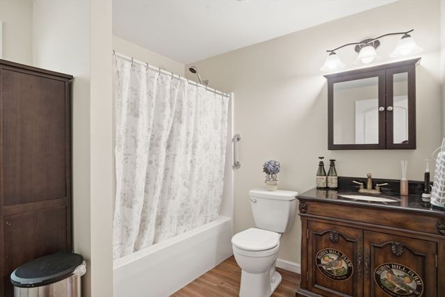 33 Park Terrace, Dracut, MA 01826
