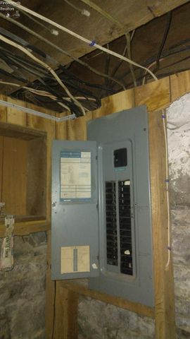 E 2906 Perkins Avenue, Sandusky, OH 44870