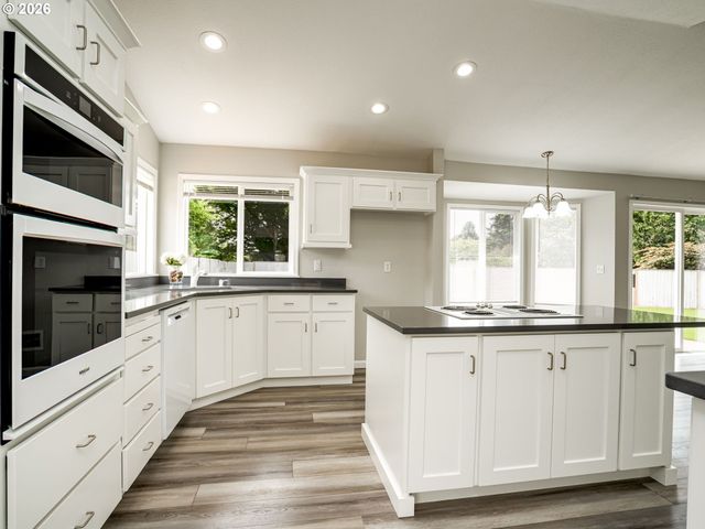 1913 Nw 86TH Cir, Vancouver, WA 98665