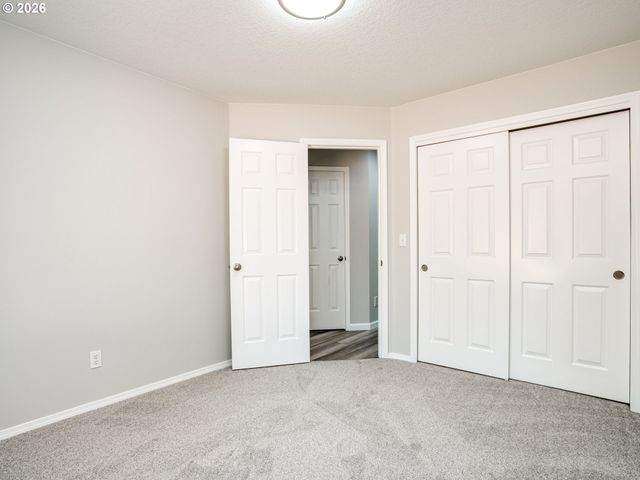 1913 Nw 86TH Cir, Vancouver, WA 98665