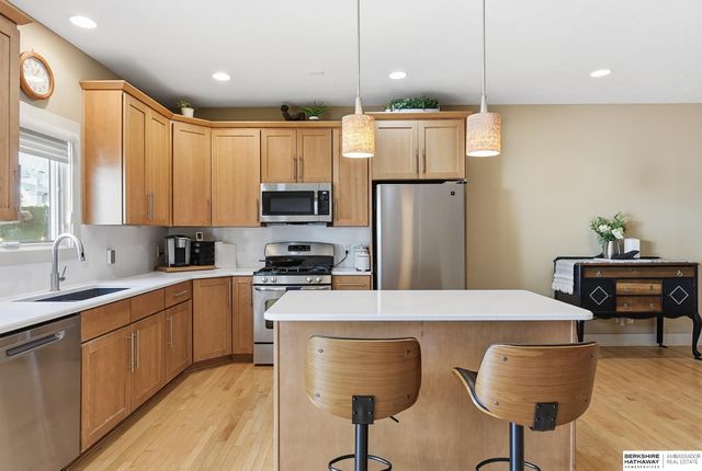 5140 Dodge Street, Omaha, NE 68132