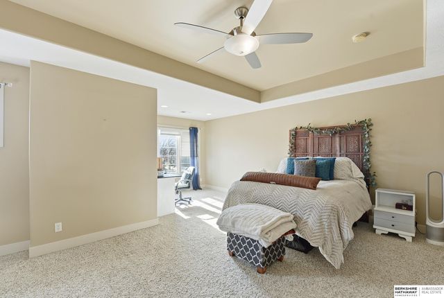 5140 Dodge Street, Omaha, NE 68132