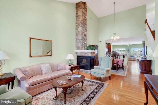 113 SHETLAND DR, Red Lion, PA 17356