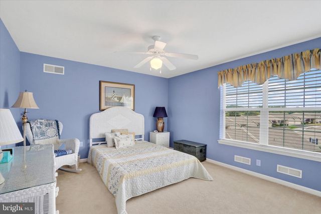 113 SHETLAND DR, Red Lion, PA 17356
