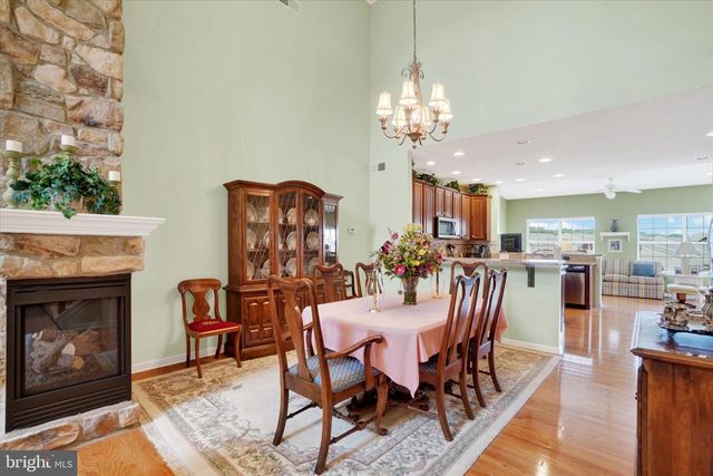 113 SHETLAND DR, Red Lion, PA 17356