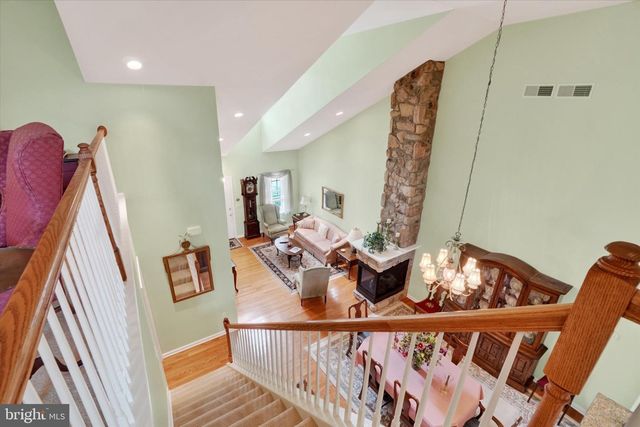 113 SHETLAND DR, Red Lion, PA 17356