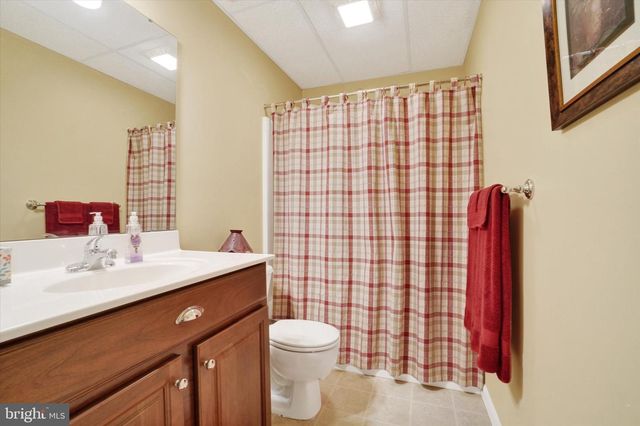 113 SHETLAND DR, Red Lion, PA 17356