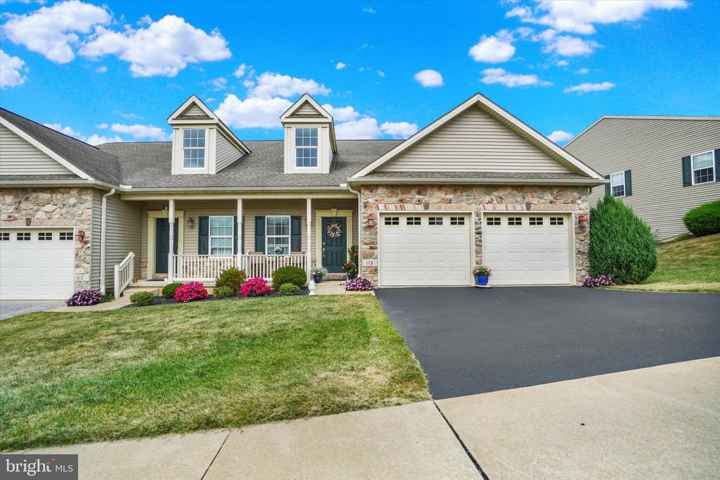 113 SHETLAND DR, Red Lion, PA 17356