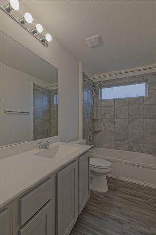 108 Pumpkin DR, Hutto, TX 78634