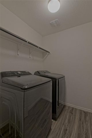 108 Pumpkin DR, Hutto, TX 78634